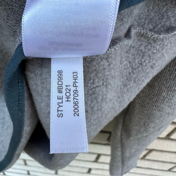 J. Crew Heather Light Gray Marled Fleece Half Zip Pullover - Picture 7 of 11